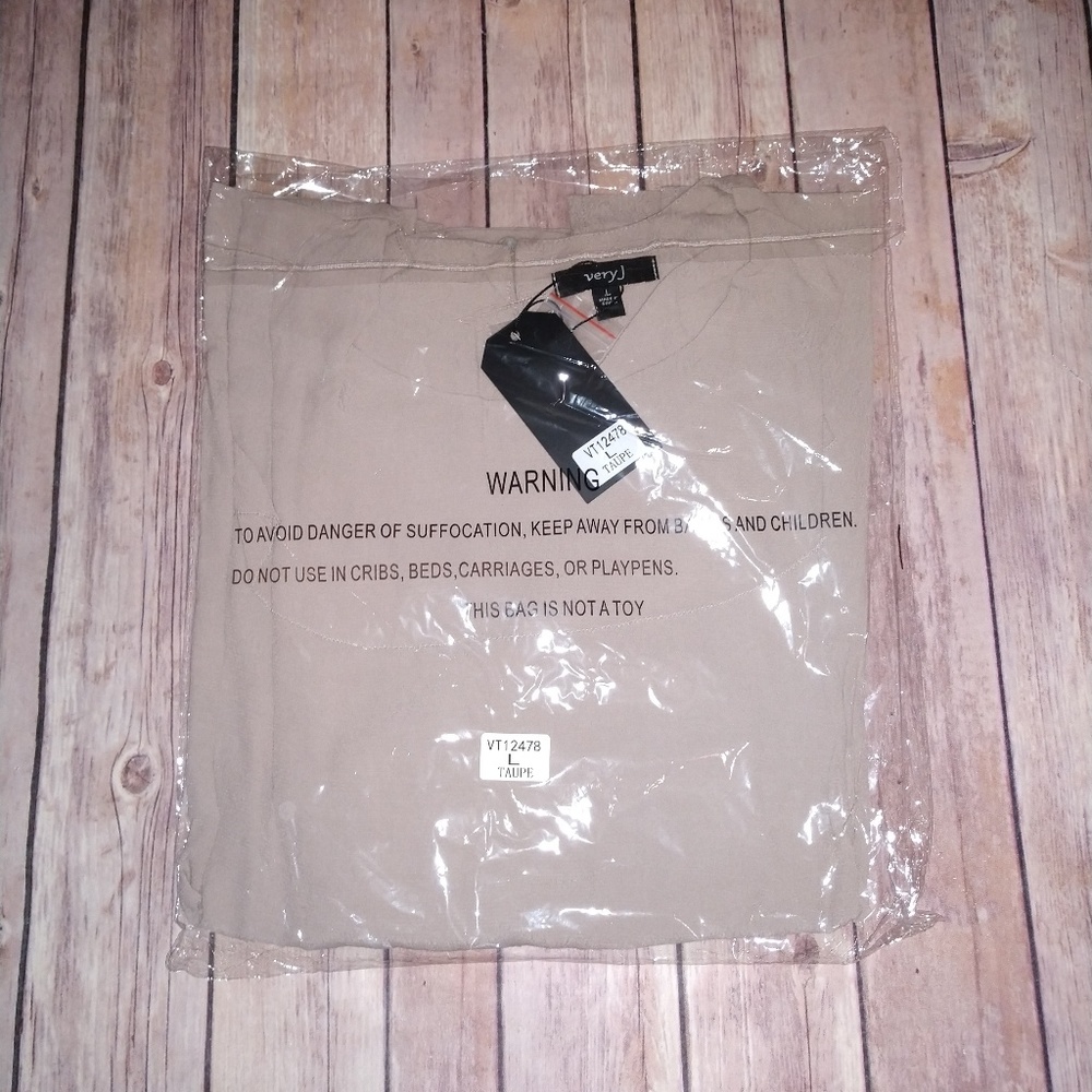 Taupe Top - Picture 5 of 6